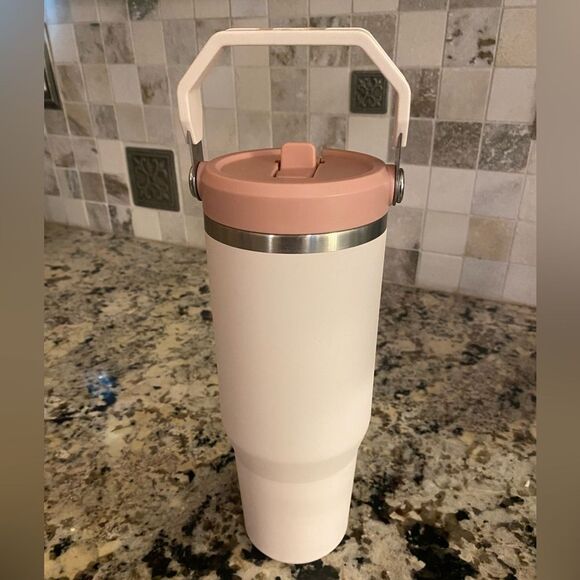 Stanley 30 oz Quencher Tumbler – Rose Quartz (Pink & Cream) - Picture 4 of 11